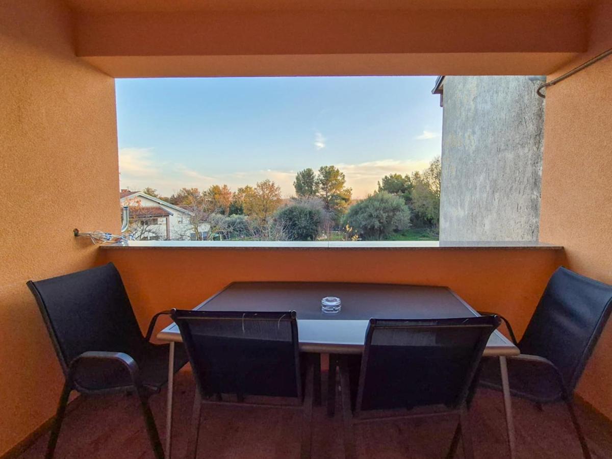 Apartman Meghan Пула Екстер'єр фото