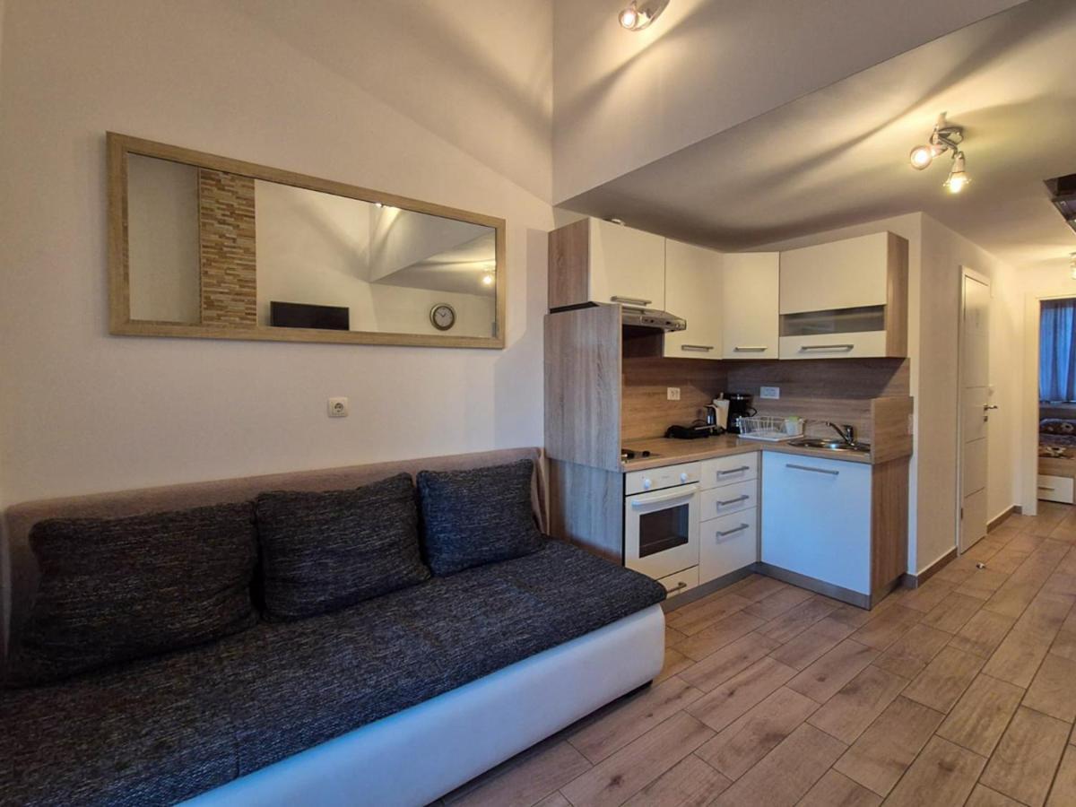 Apartman Meghan Пула Екстер'єр фото