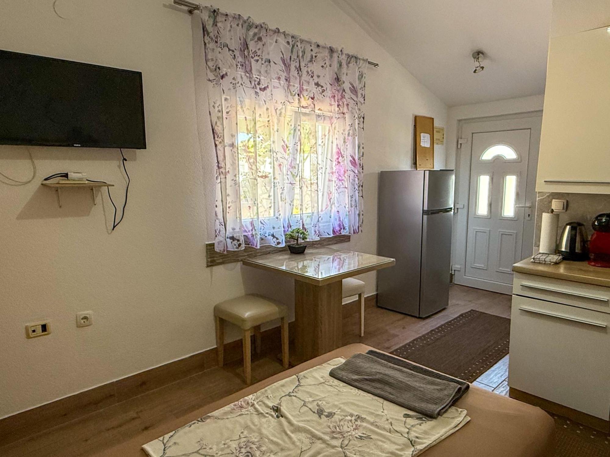 Apartman Meghan Пула Екстер'єр фото